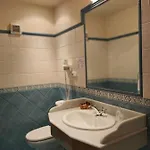 Rural La Plaza 2*