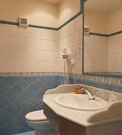 Rural La Plaza Hotel